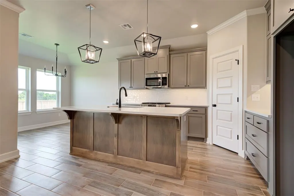Photo 12 — 4817 Sand Lily Lane, Edmond, OK 73034