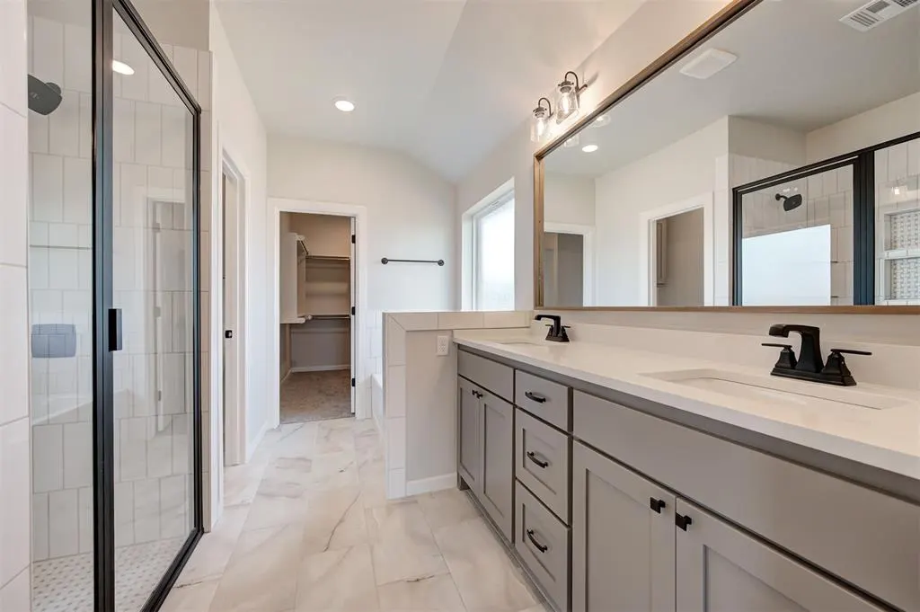 Photo 21 — 4817 Sand Lily Lane, Edmond, OK 73034