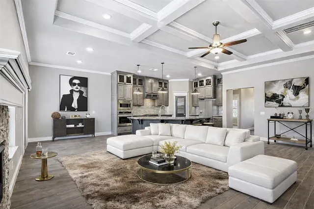 Photo 2 — 5512 Shiloh Drive, Oklahoma City, OK 73179