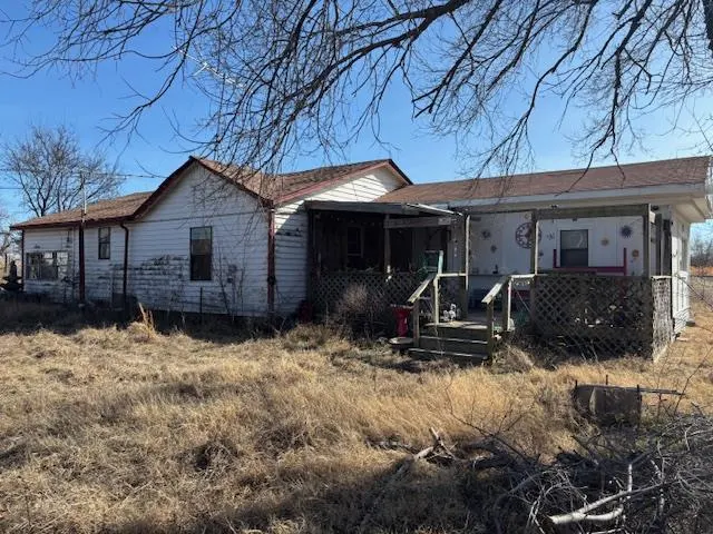 Photo 2 — 23560 E County Road 1595 Road, Elmore City, OK 73433