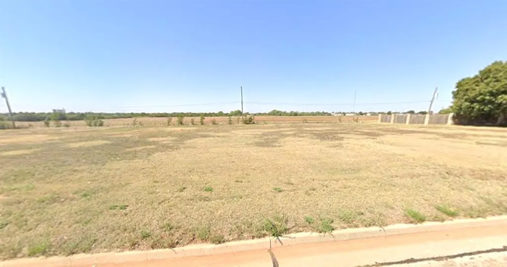 Front exterior — McDonald Terrace, Cordell, OK 73632