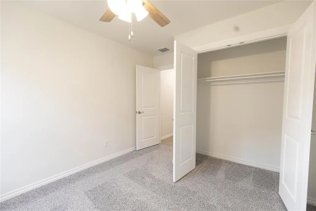 Photo 10 — 8708 Poppey Place, Yukon, OK 73099