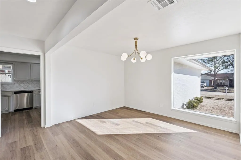 Photo 12 — 12513 Springwood Drive, Oklahoma City, OK 73120