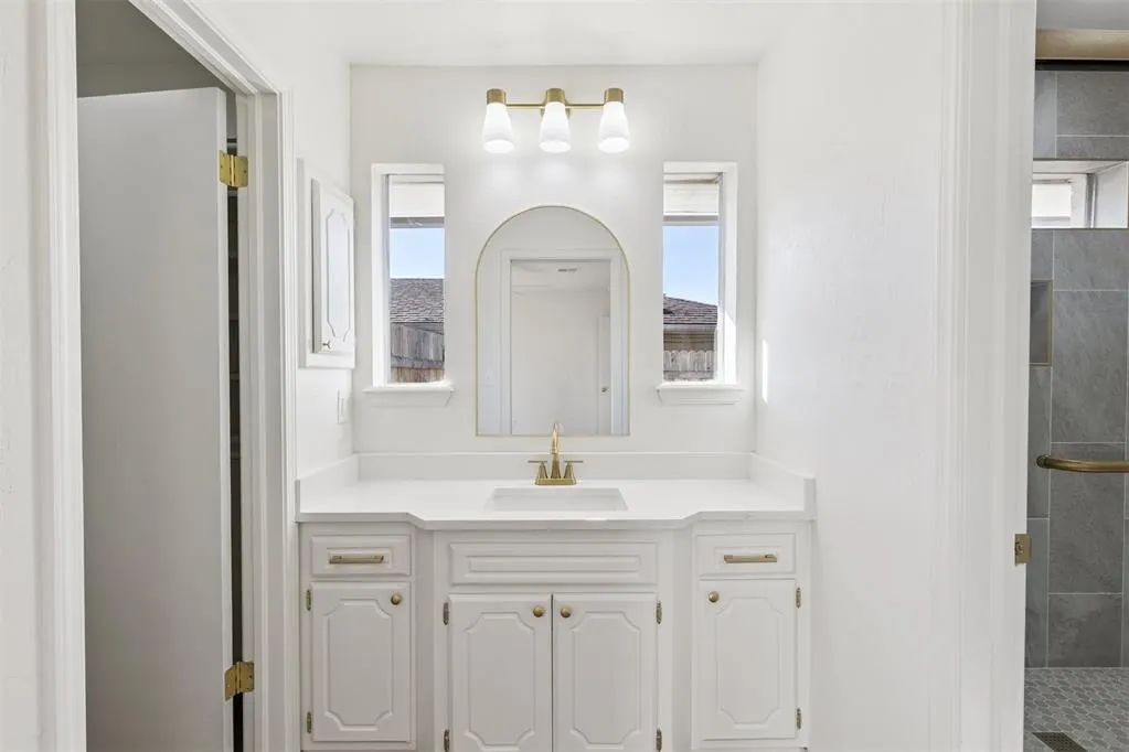 Photo 28 — 12513 Springwood Drive, Oklahoma City, OK 73120