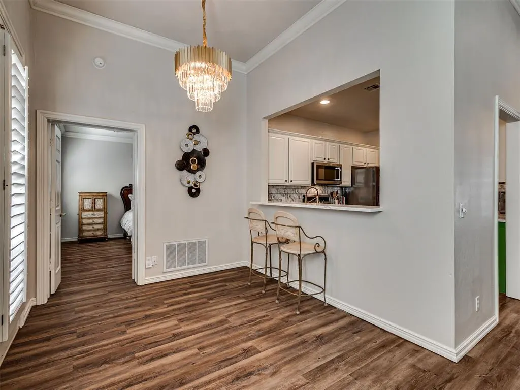 Photo 11 — 12500 Saint Andrews Drive 8, Oklahoma City, OK 73120