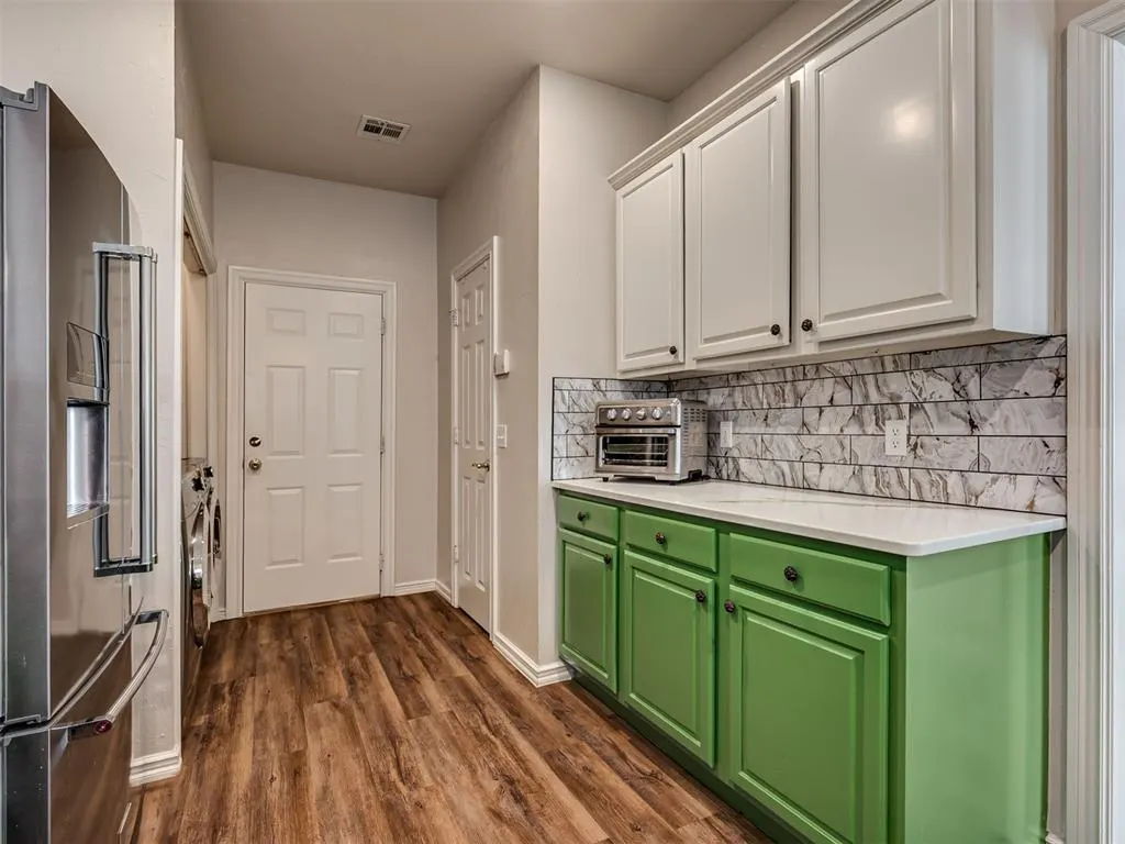 Photo 15 — 12500 Saint Andrews Drive 8, Oklahoma City, OK 73120
