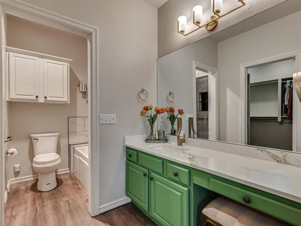 Photo 19 — 12500 Saint Andrews Drive 8, Oklahoma City, OK 73120