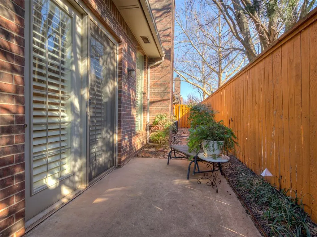 Photo 28 — 12500 Saint Andrews Drive 8, Oklahoma City, OK 73120