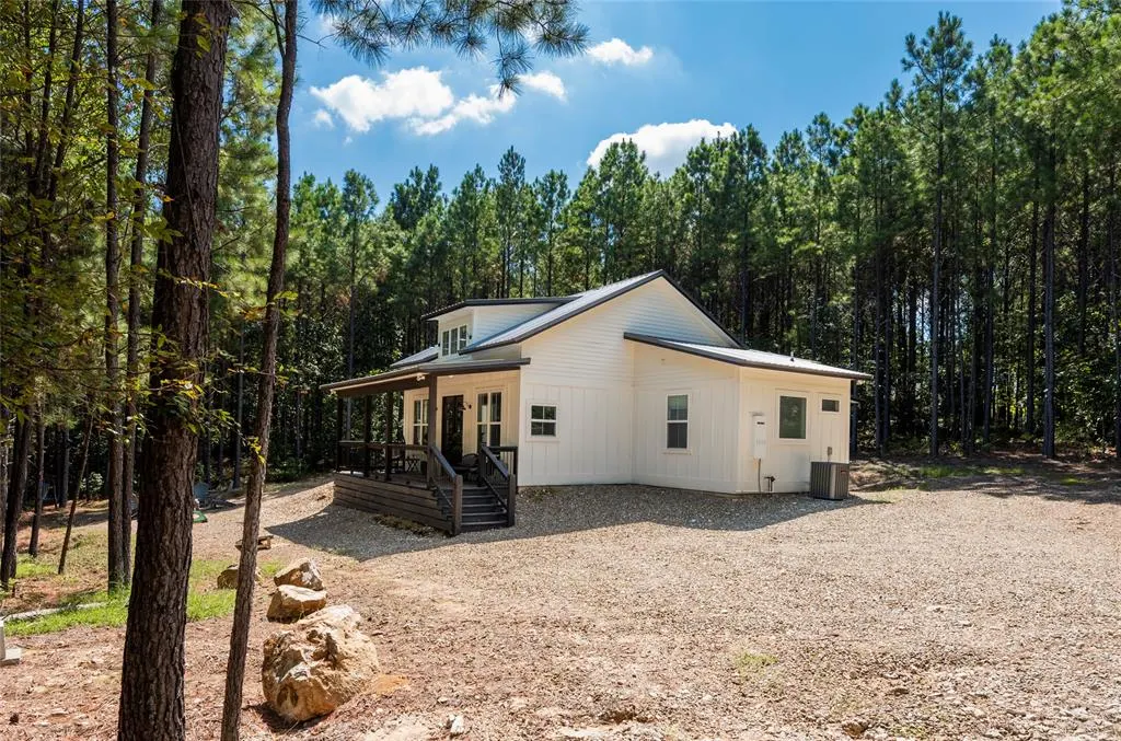 Photo 3 — 37 Alder Trail, Broken Bow, OK 74728