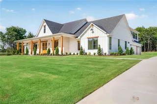 Sold home at 9400 Elisabeth Drive