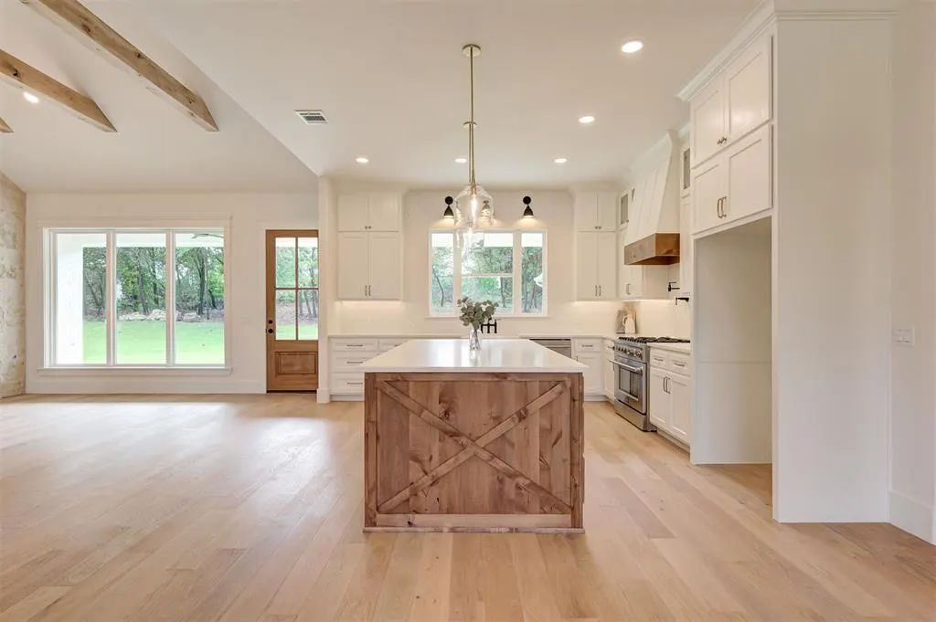 Photo 13 — 9400 Elisabeth Drive, Guthrie, OK 73044