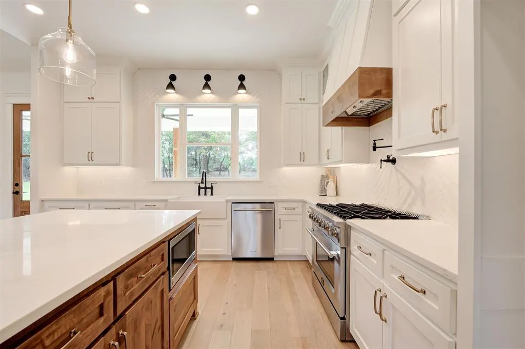 Photo 14 — 9400 Elisabeth Drive, Guthrie, OK 73044