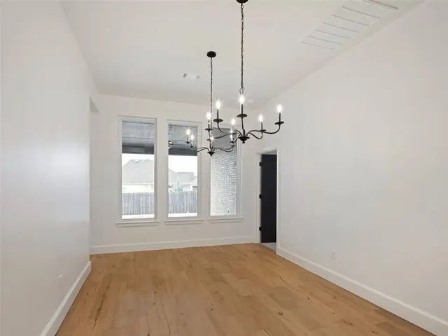 Photo 6 — 16309 Dakota Drive, Oklahoma City, OK 73170