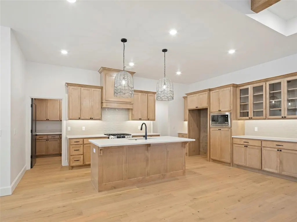 Photo 11 — 16309 Dakota Drive, Oklahoma City, OK 73170