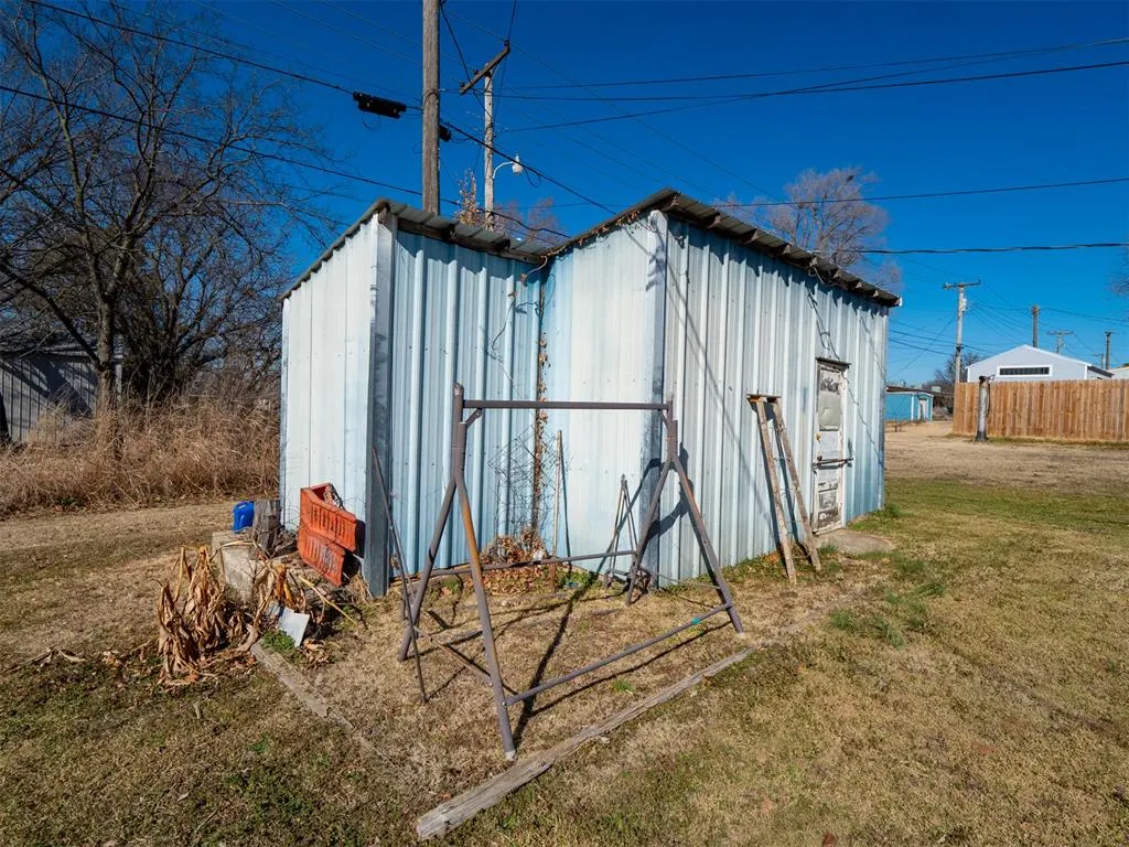 Photo 46 — 607 Brunson Avenue, Prague, OK 74864