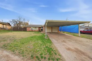 Sold home at 3426 Royalwood Circle
