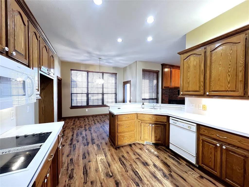 Photo 8 — 113 S Mustang Road, Tuttle, OK 73089