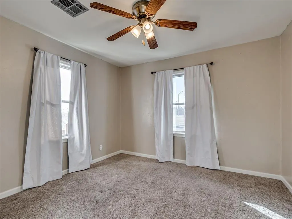 Photo 13 — 211 W Dale Street, Norman, OK 73069