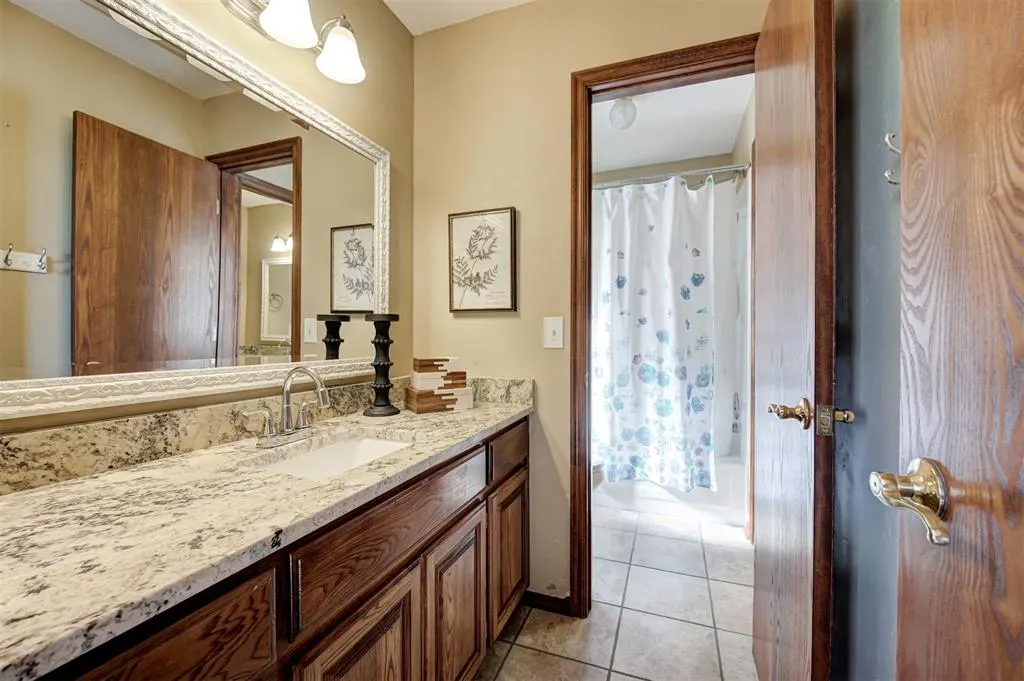 Photo 33 — 2524 Renwick Avenue, Oklahoma City, OK 73128