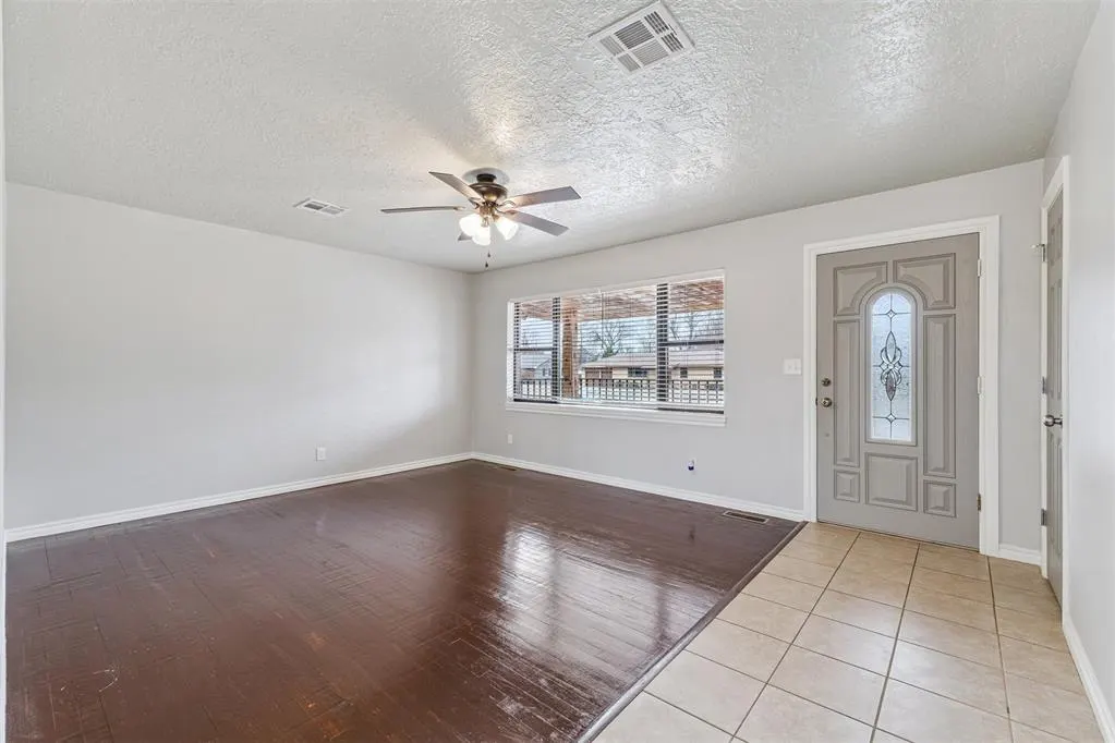 Photo 4 — 2416 Osborne Drive, Norman, OK 73069
