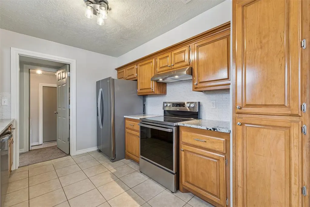 Photo 11 — 2416 Osborne Drive, Norman, OK 73069