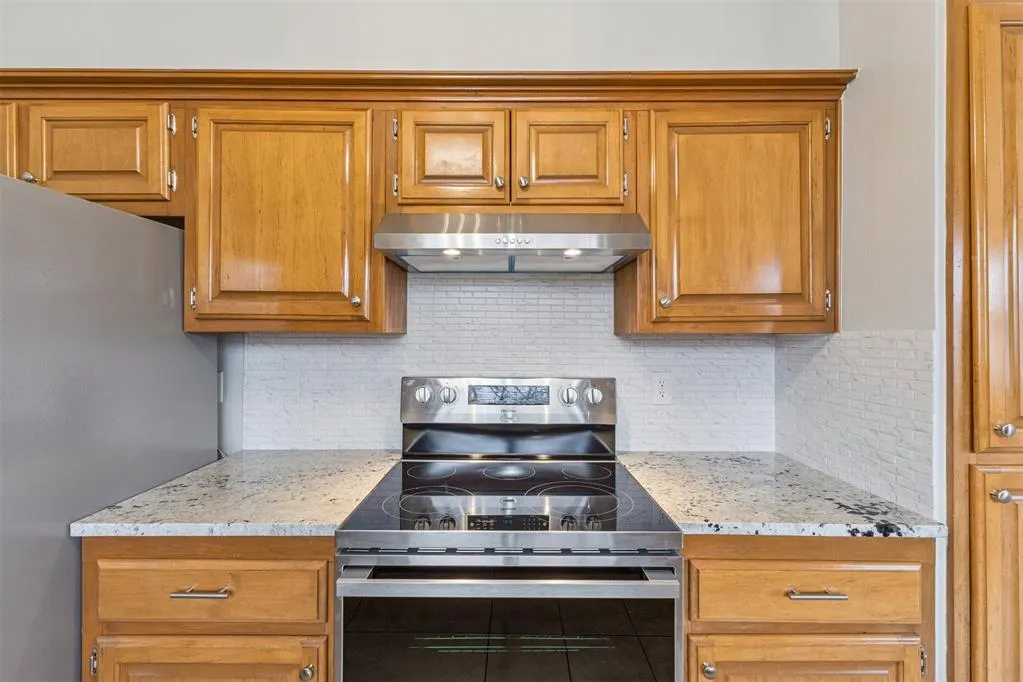 Photo 12 — 2416 Osborne Drive, Norman, OK 73069