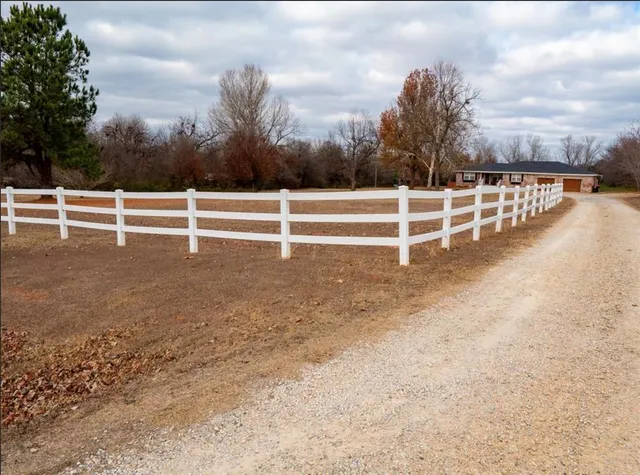 Photo 2 — 14741 NE 63rd Street, Choctaw, OK 73020