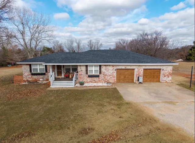Photo 3 — 14741 NE 63rd Street, Choctaw, OK 73020