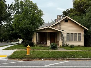 Sold home at 923 N DENVER Avenue
