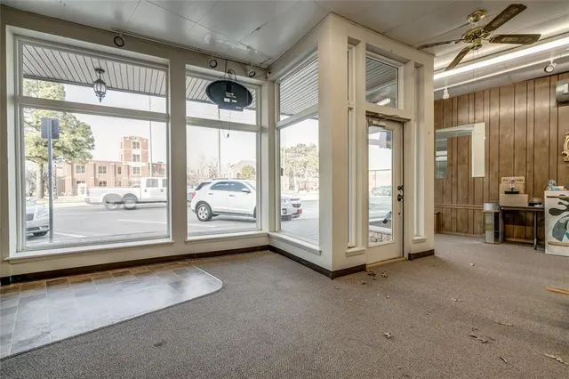 Photo 4 — 6732 NW 39th Expressway, Bethany, OK 73008