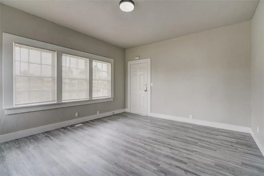Photo 12 — 324 NW 24th Street, Oklahoma City, OK 73103
