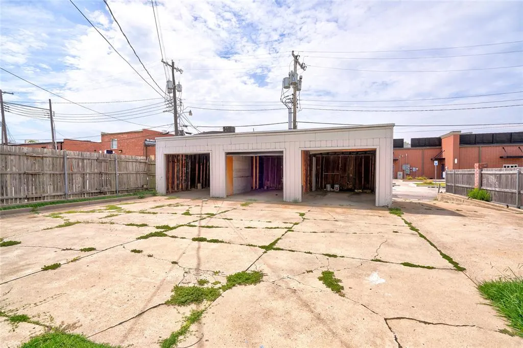 Photo 31 — 324 NW 24th Street, Oklahoma City, OK 73103
