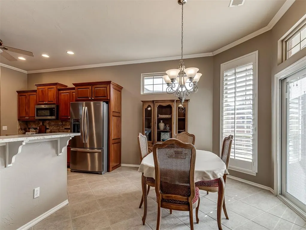 Photo 11 — 344 Coldbrook Circle, Edmond, OK 73003