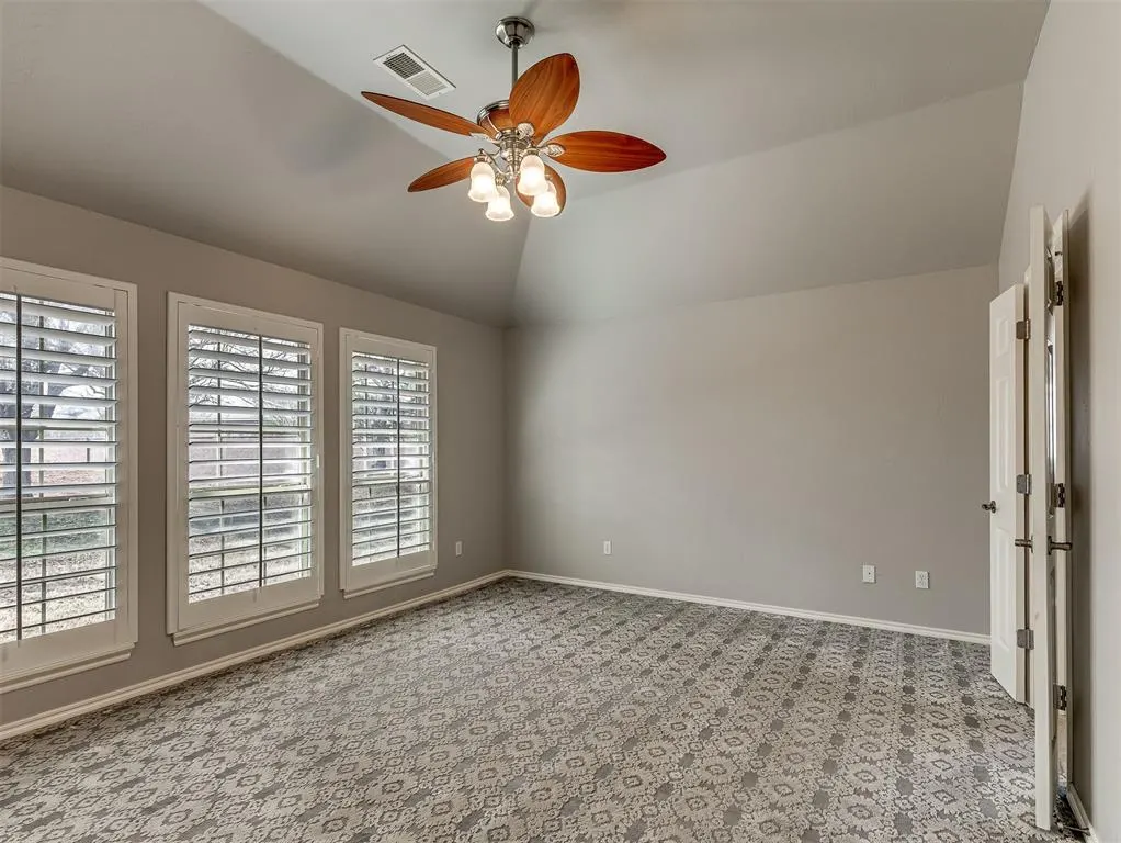 Photo 18 — 344 Coldbrook Circle, Edmond, OK 73003