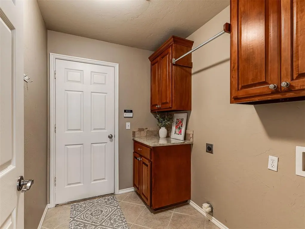Photo 31 — 344 Coldbrook Circle, Edmond, OK 73003