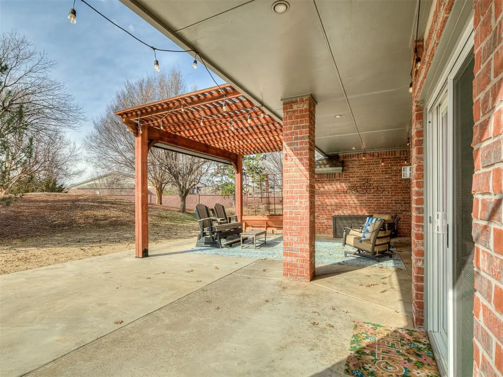 Photo 35 — 344 Coldbrook Circle, Edmond, OK 73003