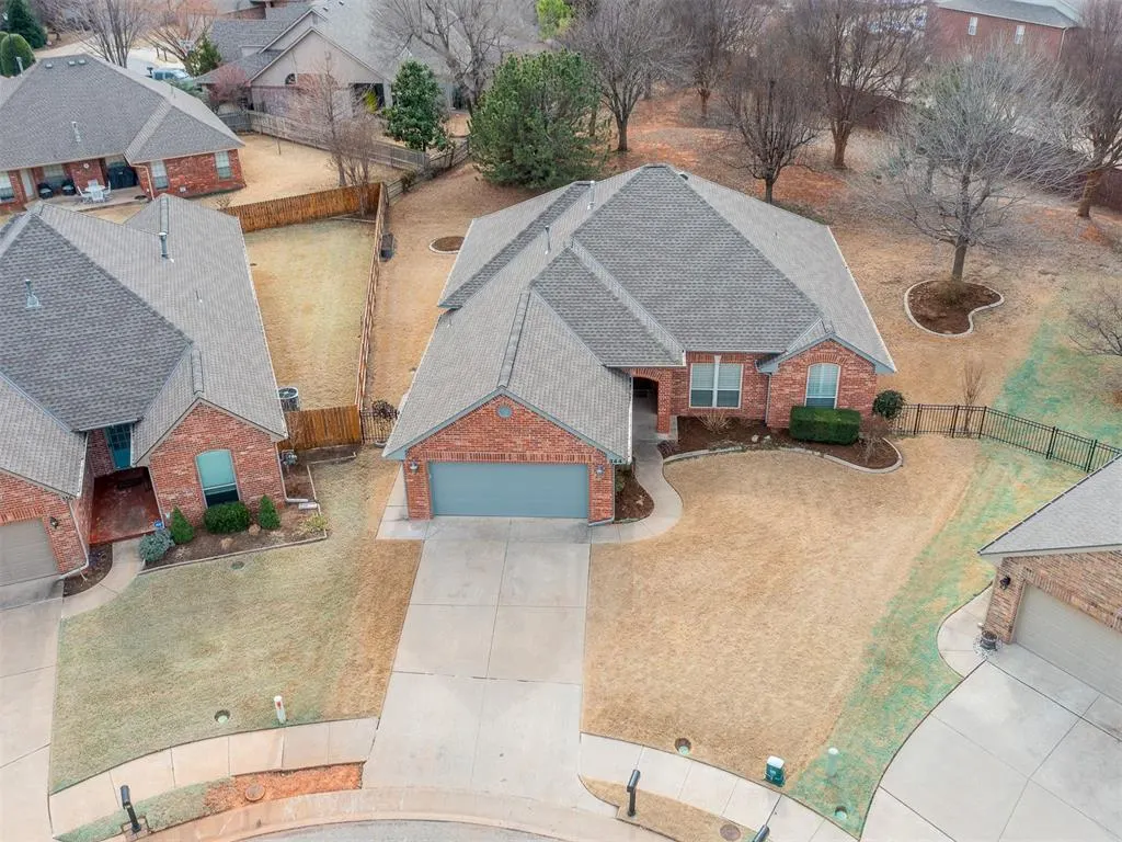 Photo 39 — 344 Coldbrook Circle, Edmond, OK 73003