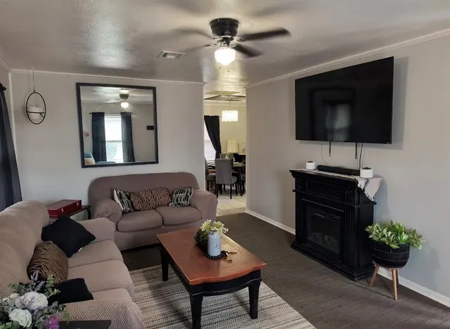 Photo 5 — 1220 W Warren Street, El Reno, OK 73036