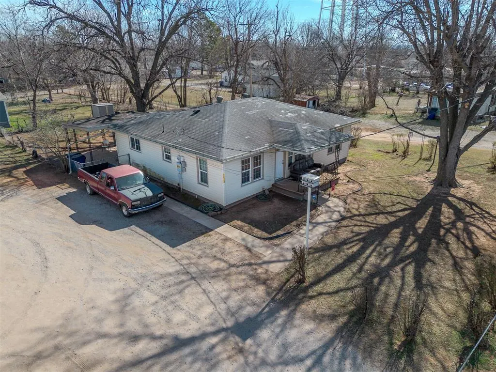Photo 20 — 114 S 19th Street, Guthrie, OK 73044
