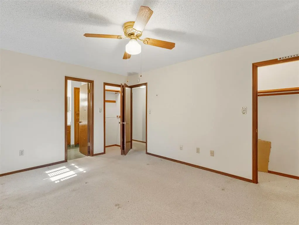 Photo 23 — 323 W Winchester Avenue, Ada, OK 74820