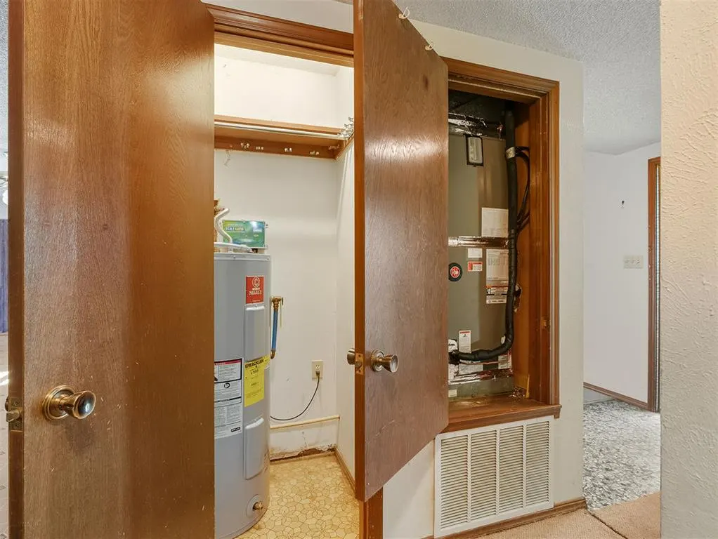 Photo 26 — 323 W Winchester Avenue, Ada, OK 74820