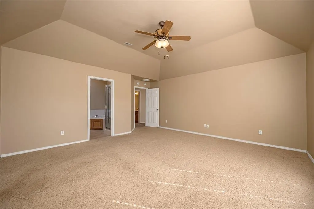 Photo 17 — 800 Longmeadow Court, Edmond, OK 73003