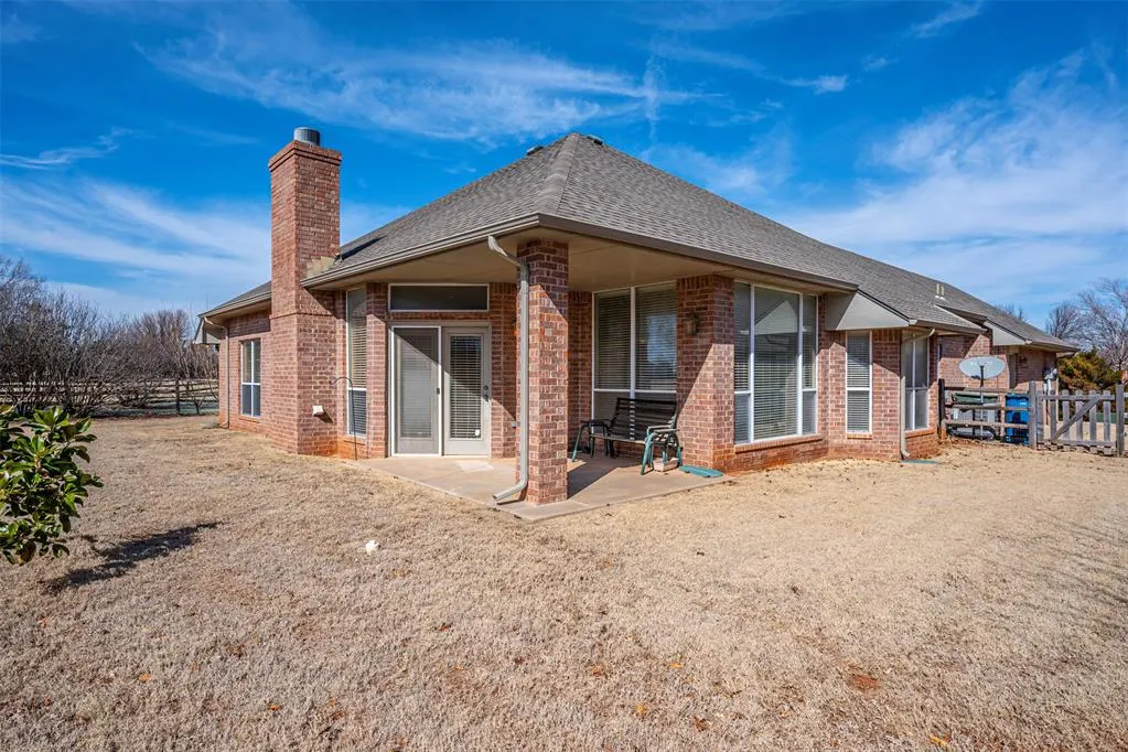 Photo 28 — 800 Longmeadow Court, Edmond, OK 73003