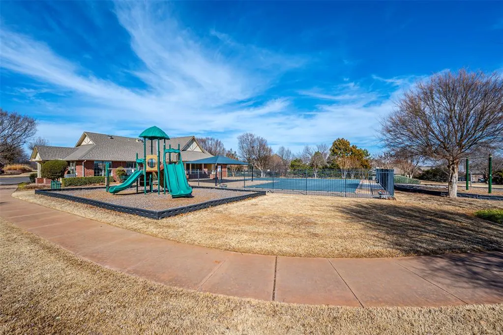 Photo 29 — 800 Longmeadow Court, Edmond, OK 73003