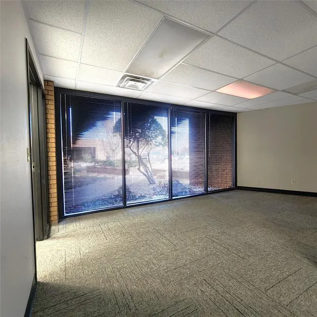 Photo 8 — 2033 Heritage Park Drive, Oklahoma City, OK 73120