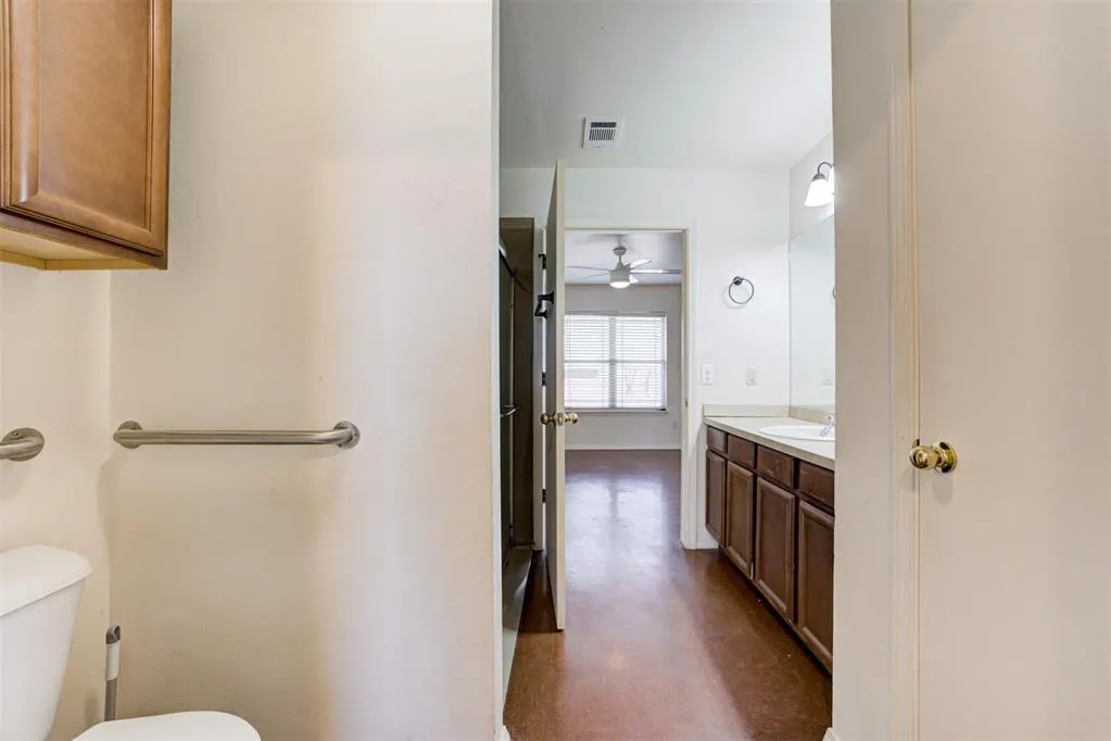 Photo 14 — 8513 Durland Way, Oklahoma City, OK 73114