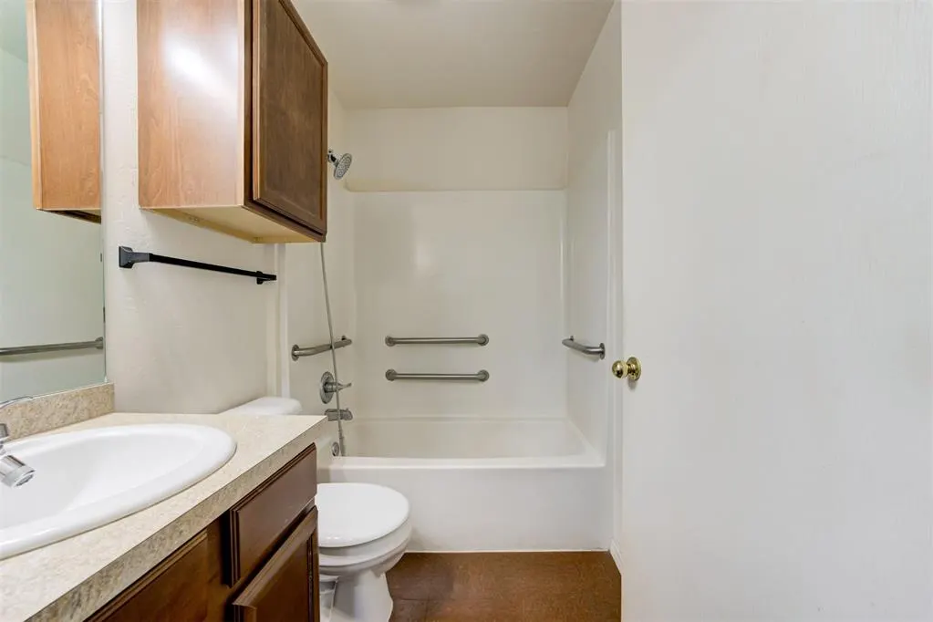 Photo 17 — 8513 Durland Way, Oklahoma City, OK 73114