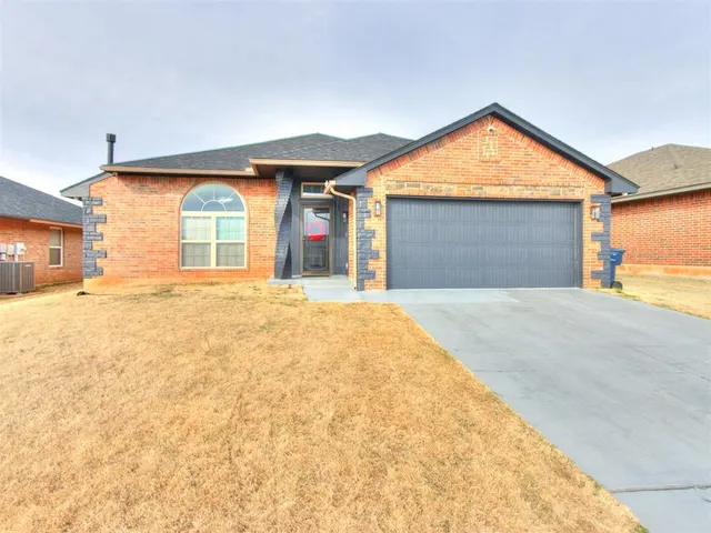Front exterior — 1613 NW 125th Street, Oklahoma City, OK 73120