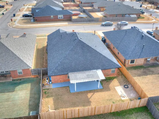Photo 4 — 1613 NW 125th Street, Oklahoma City, OK 73120