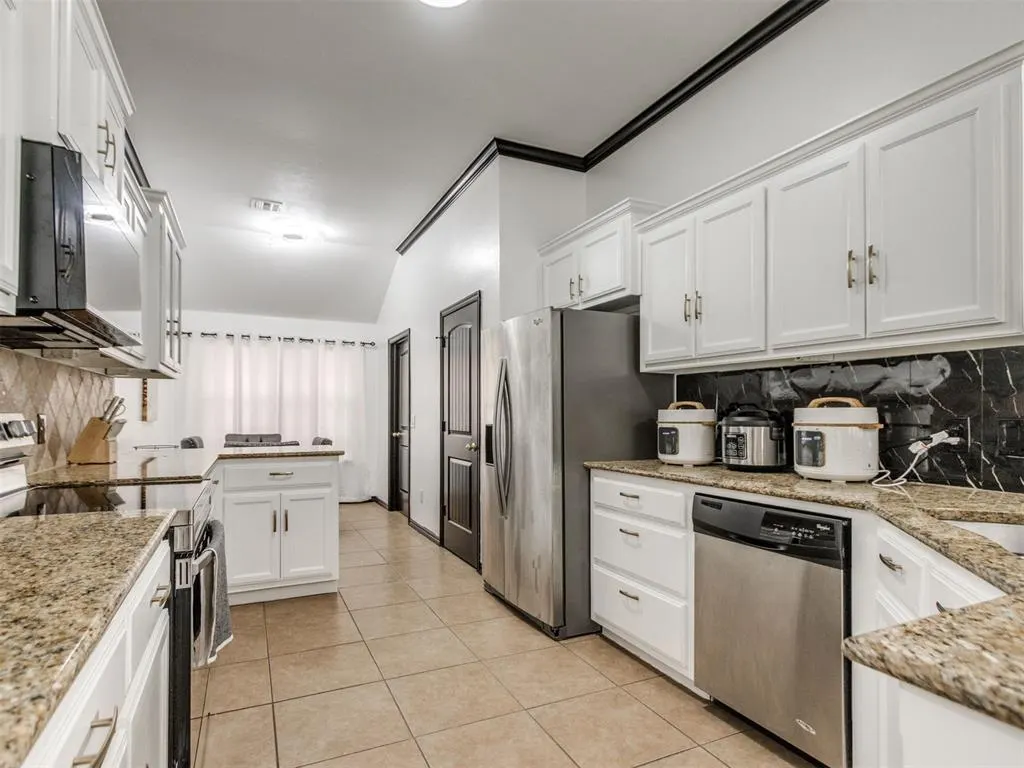 Photo 13 — 1613 NW 125th Street, Oklahoma City, OK 73120